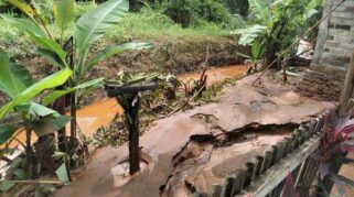 Gambar ini adalah situasi di Desa Siumbatu, Kecamatan Bahodopi, Kabupaten Morowali pertanggal Sabtu 18 Juli 2026. Foto: Aksan Thalib.