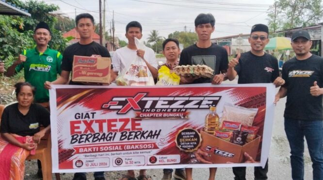 EXTEZE Chapter Bungku Tengah lakukan aksi sosial berbagi sembako, Jumat 10 Juli 2026. Foto: Tham.