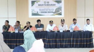 Suasana Musrembangdes penyusunan RKPDes Topogaro yang dihadiri Camat Bungku Barat, Muhdar Da'ami, Rabu 2 September 2026. | Foto: PemCam-BB.