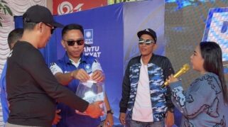 Ketua DPD PAN Morowali, Asfar di panggung Pelantikan DPC PAN se Kabupaten Poso, Minggu 13 September 2026. | Foto: PAN Morowali